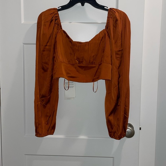 Abercrombie & Fitch Satin Top - Picture 2 of 9